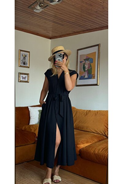 Butik Siyah uzun önden düğmeli elbise