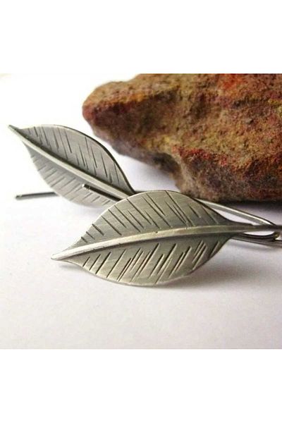 Bujiteri 1 Cm and 2.5 Cm Vintage Leaf Form Plain Earrings