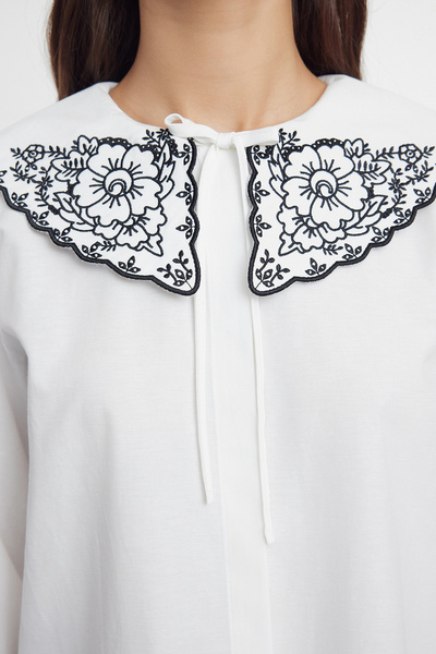 Trendyol Modest Dětská vyšívaná bavlněná košile s límečkem - TCTSS24TG00086