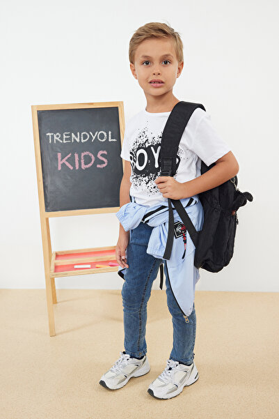 TRENDYOLKIDS Chlapecký bavlněný top a spodek v modré barvě se sloganem - Tkdaw25Au00042