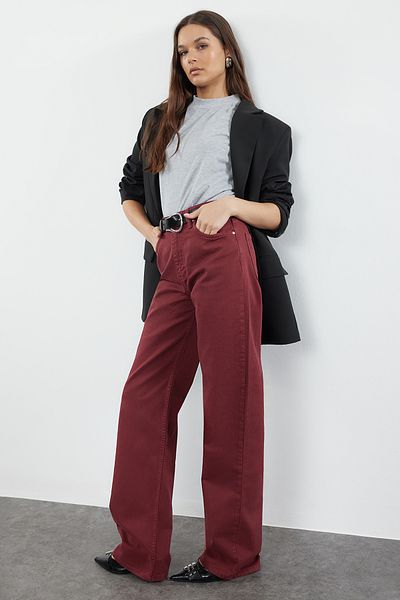 Trendyol Collection Blugi cu talie înaltă roșu-vișiniu cu croi larg pe picior - TWOSS23JE00068
