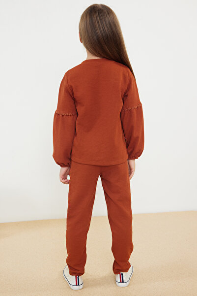 TRENDYOLKIDS Tile Color Sweatshirt and Sweatpants Set with Rose Applique for Girl - Tkdaw25Au00023