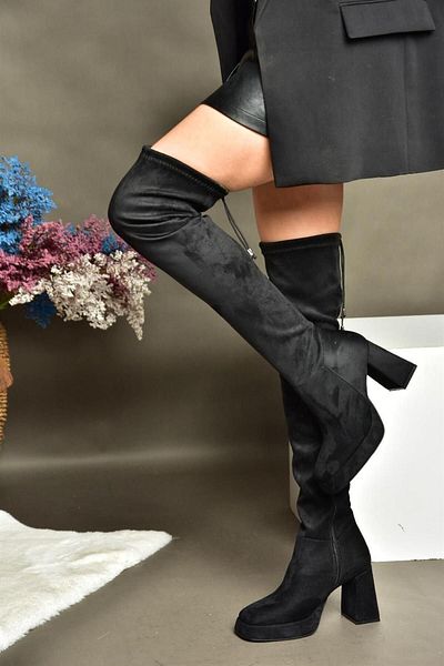 Fox Shoes R282230002 Γυναικείες μπότες για φορητό υπολογιστή μαύρου σουέτ με χοντρό τακούνι