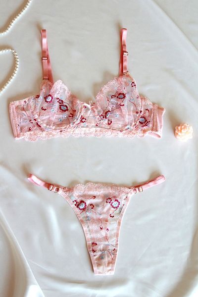 LikeSwan Set de lenjerie de corp bralet transparent din dantela cu sârmă roz