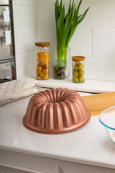 Eda Zk-934 Asian Sliced Granite Cake Mold Rose