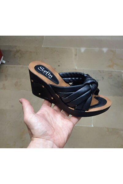 BRGL Women's Platformed Padded Heel Buttoned Slippers