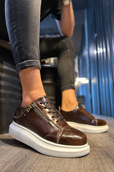 Rainon Store Stylish and Comfortable: Brown Shiny Leather Men's Sneakers - the Perfect Addition to Any Combination