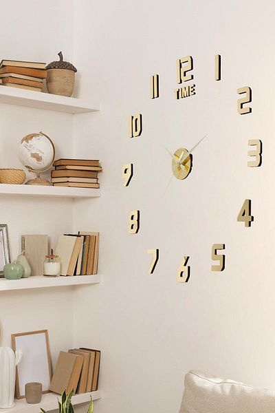Kepler Design Decorative & Gift Wall Clock Self-Adhesive 3D Latin Numeral Gold Color Mirrored Plexiglass