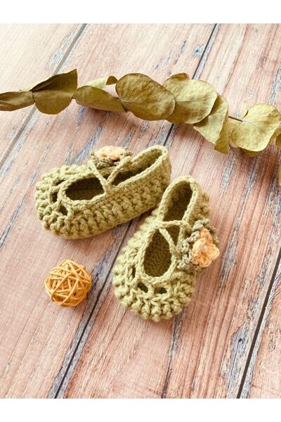 seraskids Hand Knitted Vintage Floral Green Soft Baby Booties