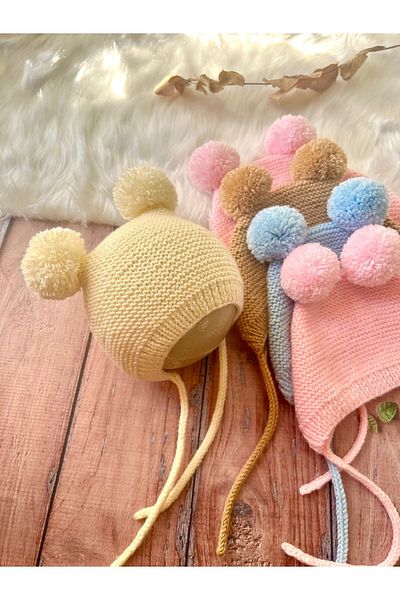 seraskids Hand Knitted Ecru Baby Pompom Hat