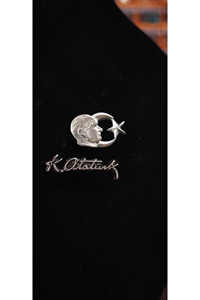 Butenin Atölyesi 2'li, Atatürk Büstü Ay Yıldızlı Ve Atatürk Imzalı Yaka Rozet...