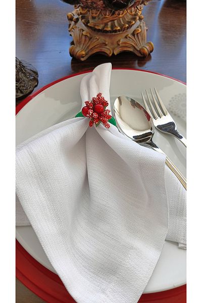 Lessa Home Green Flower Detailed Set of 6 New Year's Special Napkin Rings