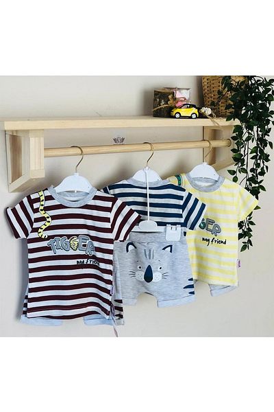 Miracle Kids Striped T-shirt and Shorts - 2-piece Set