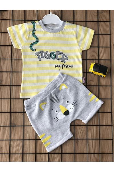 Miracle Kids Striped T-shirt and Shorts - 2-piece Set