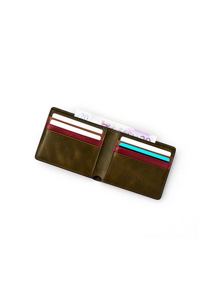 HELMBROOK Eldridge Men's - Khaki Color Leather, Slim Design, RFID Protection Wallet