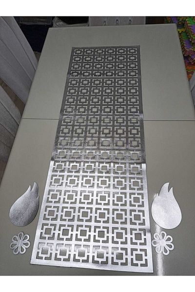 SEHARA Runner/τραπέζι Runner/135x48cm/τεχνητό δέρμα/5 τεμάχια (4 τεμάχια Coffee Presentation Δώρο/ασημί