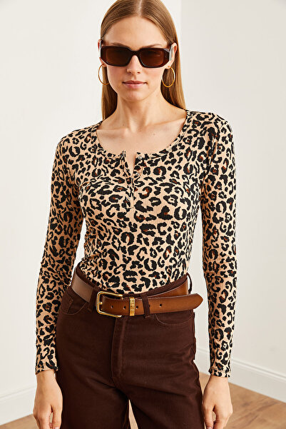 Olalook Kadın Leopar Bej Patlı Kaşkorse Bluz BLZ-19000588