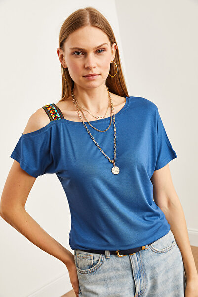 Olalook Indigó egy vállú etnikai női blúz - BLZ- 19000194