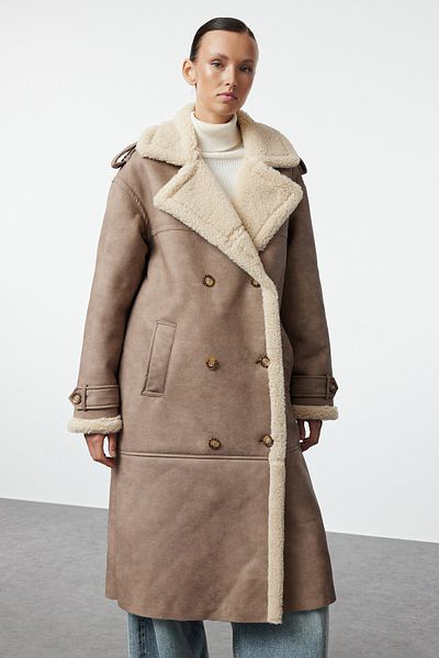 Trendyol Collection Oversize norkový semišový kabát - kožešina uvnitř, dlouhý, Twoaw25Kb00006