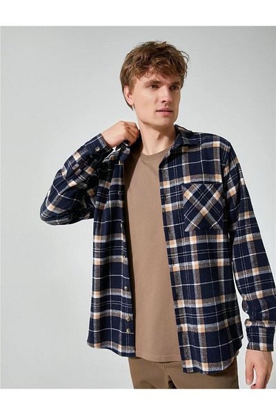 Koton Holzfällerhemd mit appliziertem Taschendetail, klassischem Kragen, langen Ärmeln