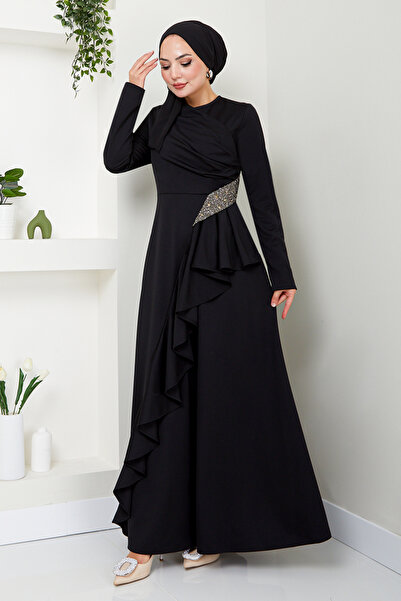 NAYRA فستان سهرة بتفاصيل حجر أسود NYA5019