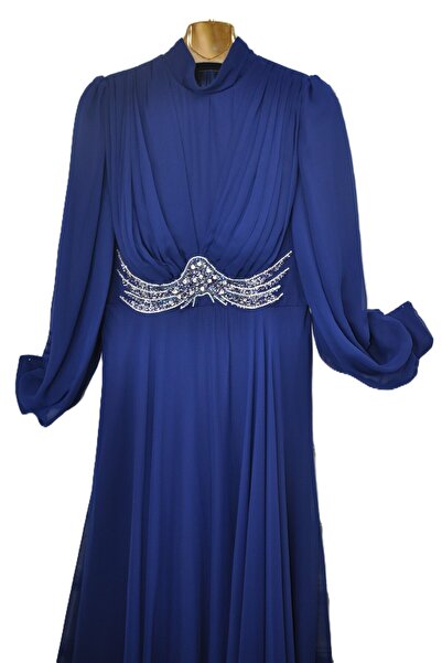 elma abone Rochie de seară din șifon cu aplicații de pietre