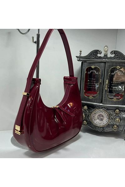 zehrakocak Cherry model patent leather lock bag