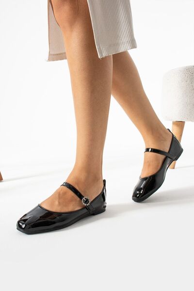 BURCU COLLECTİON حذاء باليرينا أسود من الجلد اللامع - حذاء نسائي للاستخدام ال...