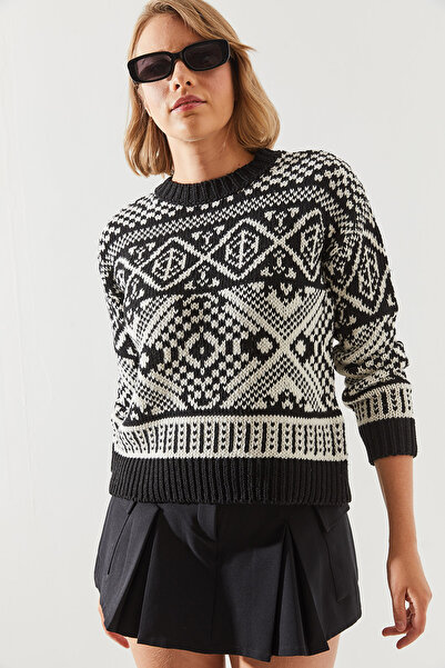 Bianco Lucci Žakárový dámský svetr - Model 20246194