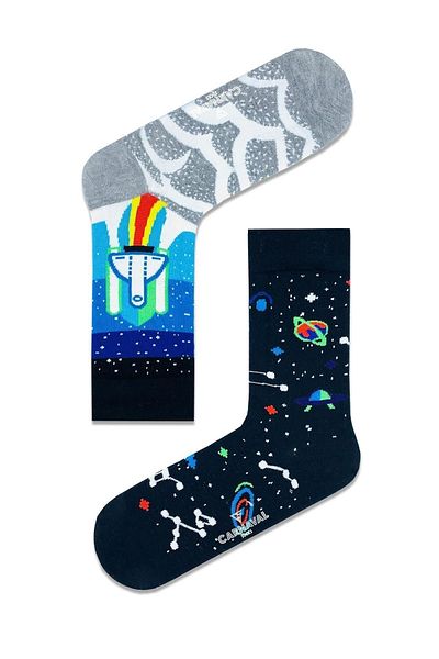CARNAVAL SOCKS Космически шарени цветни десни и леви чорапи