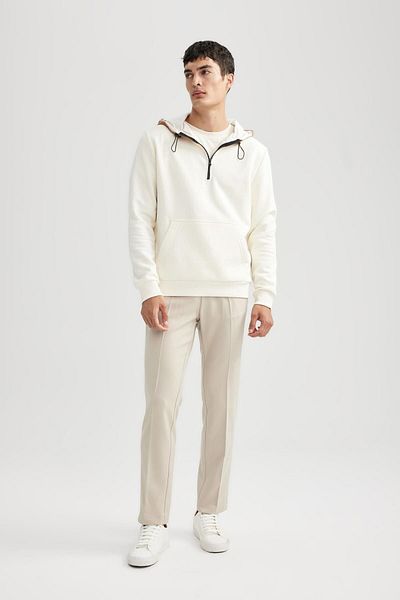 DeFacto Modern Fit Hooded Half Zipper Kangaroo Pocket Basic Plain Sweatshirt A7820Ax23Au