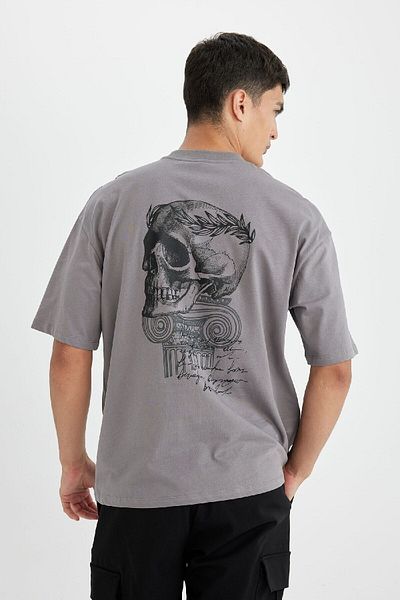 DeFacto Graues Oversize-T-Shirt für Herren – Rundhalsausschnitt, Rückendruck, Baumwolle, kurze Ärmel D4908ax24au