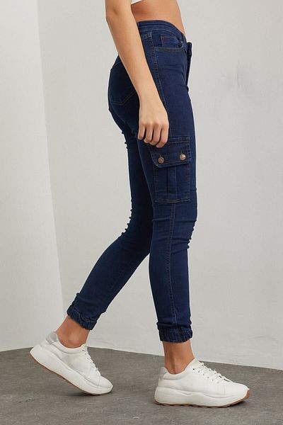 TRENDNATUREL Blugi cargo din Lycra albastru închis Mărimea pantalonilor Tabelul nostru este disponibil
