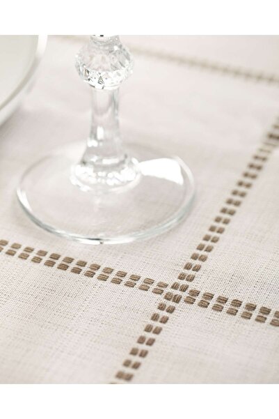 LUFA HOME Belen Plaid Tablecloth