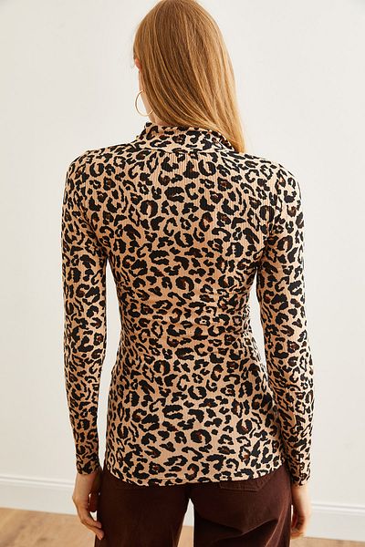 Olalook Bézs leopárd mintás - garbó lycra női blúz BLZ- 19001155
