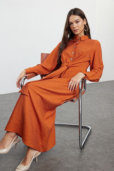 Trendyol Modest Φόρεμα Aerobin πουκάμισο με δέσιμο κανέλας στη μέση TCTAW25EB00075
