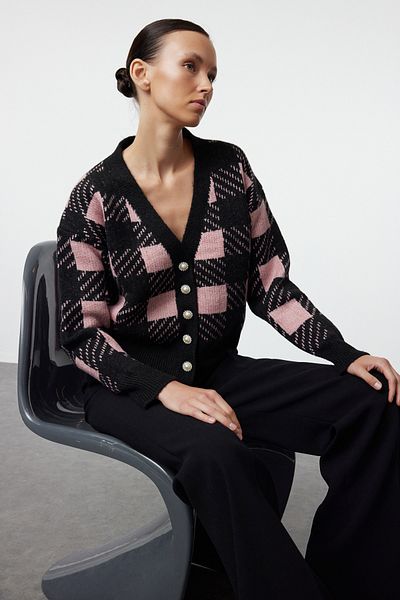 Trendyol Collection Plaid Patterned Black Knitwear Cardigan - Soft Textured Twoaw25Hi00285
