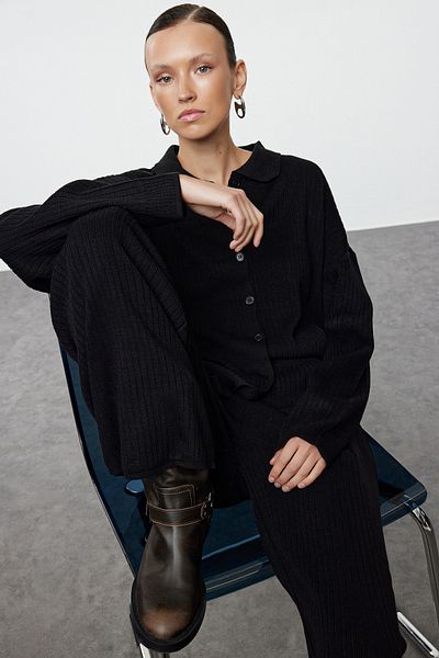 Trendyol Collection Póló nyakú fekete kötöttáru szett - TWOAW25AU00049
