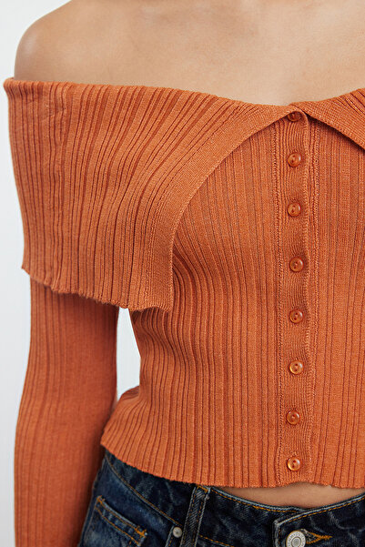 Trendyol Collection Pomarańczowy kardigan z dzianiny Mercerized Look Crop Premium Yarn/Special Yarn TWOAW25HI00095