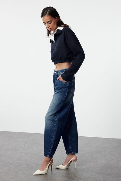 Trendyol Collection Jeansy Baggy z wysokim stanem w kolorze ciemnoniebieskim - elastyczny pas Twoaw25Je00063