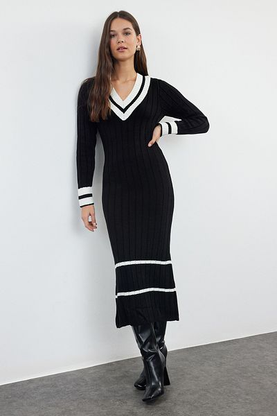 Trendyol Collection Barva Blocked Black Midi Knitwear Dress - Twoaw25El00009