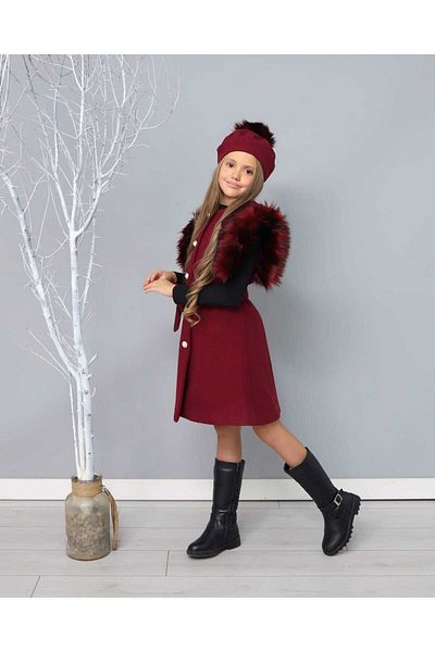 By Feyza Kids Collection Детайлна жилетка с щамповани копчета и шевна барета за момиче