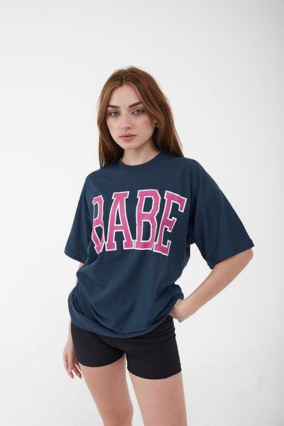 Mad&Calf Unisex Oversize Babe εμπριμέ καπνιστό μπλουζάκι