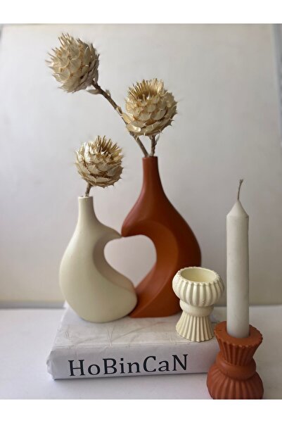 BLANJ Tile Heart Hugging Lover Vase, a Stylish and Meaningful Gift Option