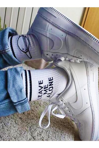 CARNAVAL SOCKS Спортни чорапи с шарени шарки „Leave Me Alone“