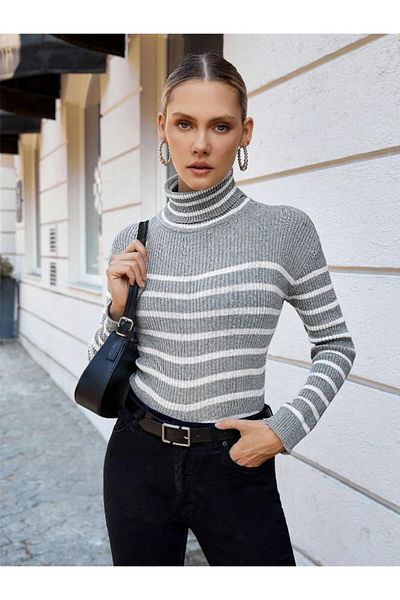 Dier Moda Gray White Striped Full Turtleneck Women's Blouse