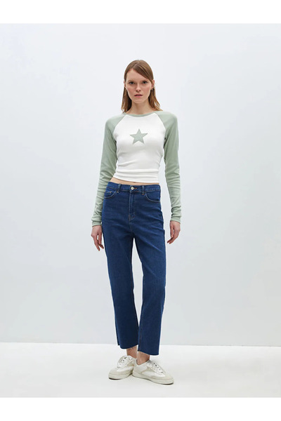 LC Waikiki بنطلون جينز LCW Jeans متوسط ​​اللون نيلي روديو مارس فلير للنساء