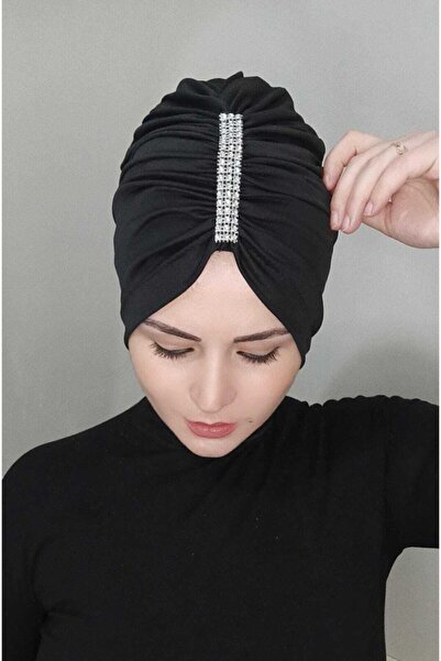 BAV Butik Ayvitrin تريند بونيه نسائي برباط وتفاصيل حجرية باللون الأسود