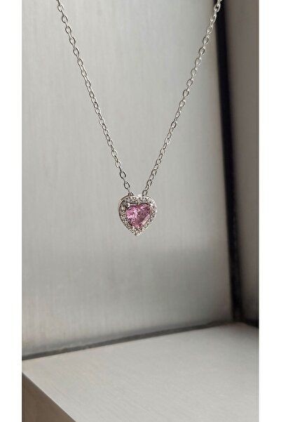 Saturn Jewelry قلادة على شكل قلب مرصعة بالأحجار من باندورا