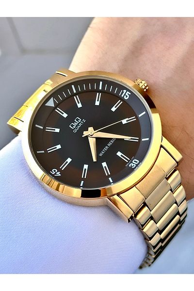 Q&Q Men's Metal Cord Wristwatch